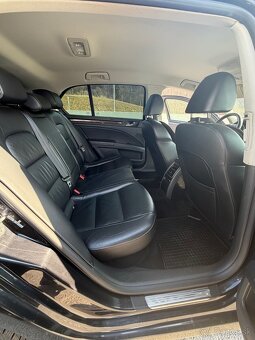 Predám Škoda Superb ||. 2.0 TDi 103kw - 12