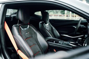 CHEVROLET CAMARO ZL1 V8 - 12