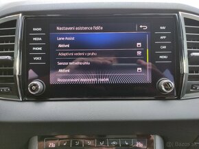 Škoda Karoq 4x4 SPORTLINE FullLED PANORAMA TAŽNÉ - 12