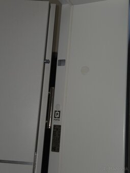 Výmena vchodových dverí do bytu - 12