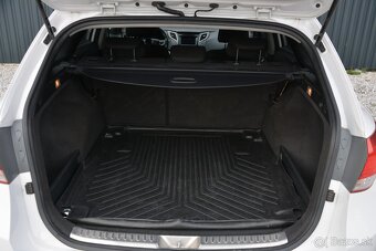 Hyundai i40 CW 1.70 CRDi, SR voz, Automat - 12