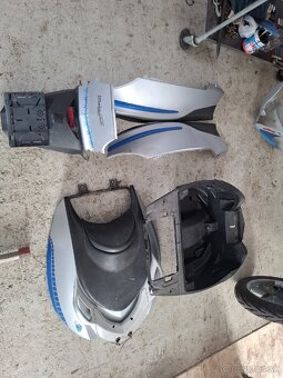 malaguti spidermax 500 nahradné diely - 12