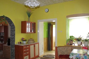 Rodinný dom s novým ústredným kúrením - Dolinka, okres Veľký - 12