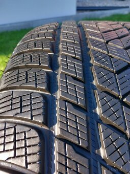265/35 r22 zimne pneumatiky - 12