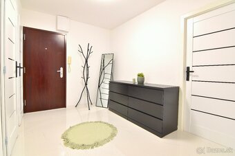 Veľký 3-izb byt balkón pivnica parkovanie Párovce Nitra - 12