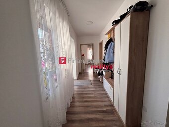 Pekný zrekonštruovaný rodinný dom v obci Ohrady (F034-12-PEF - 12