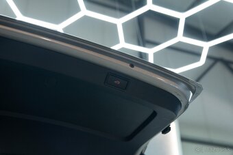 Škoda Octavia 2.0TDI 110kW, automat, 2018, DPH - 12