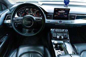 PREDÁM AUDI A8 LONG V8 QUATTRO 385PS R.V.12/2024 - 12