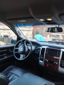 Dodge RAM 1500 V8 5.7 Hemi LPG 6miestne ..Znížená cena.. - 12