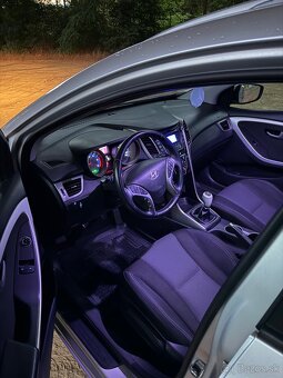 Hyundai i30 CW 1.6 CRDi 81kw, FACELIFT V TOP STAVE❗️ - 12