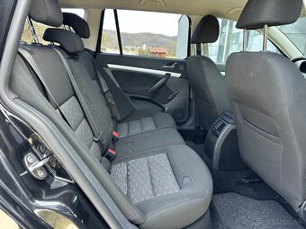 Škoda Octavia 1.4 TSI Ambiente - 12