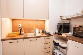 NA PRENÁJOM PLNE SERVISOVANÉ BUTIKOVÉ KANCELÁRIE,... - 12