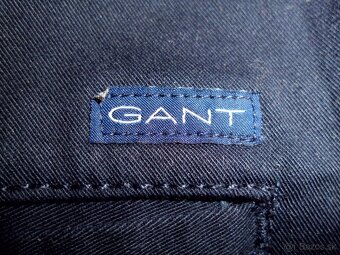 Gant Fryda slim pánske 7/8 chino nohavice  L - 12