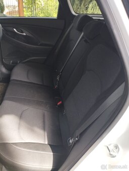 Predám Hyundai i30 Combi - 12