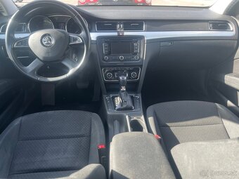 Škoda Superb 1,8 sedan - 12