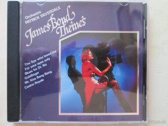 SYNTHESIZER INSTRUMENTAL MUSIC na CD - 12