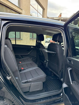 VW Touran 2.0 TDI,DSG, 7 miest - 12