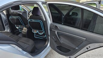 Škoda Octavia 1.6D, 2011, klima, 77kW - 12