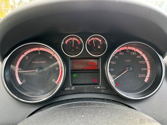 Peugeot 308 1.6 HDi (2008) - 66kW - 12