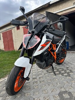 KTM 1290R Super Duke - 12