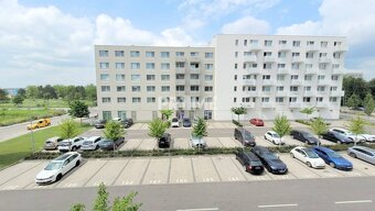 MODERNÝ 3i byt, OVOCNÉ SADY, BALKÓN, KlÍMA, PARKING, Ivanská - 12