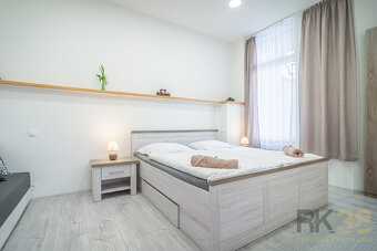 Dva priestranné apartmány v centre Popradu - 12