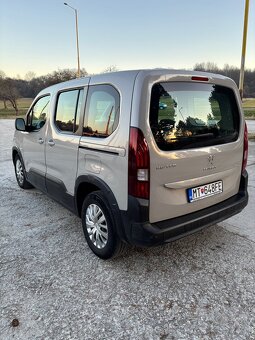 Peugeot Rifter - 12