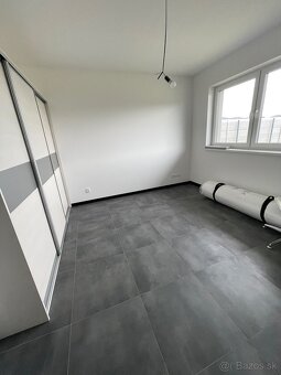 Rodinný dom na prenájom - 12