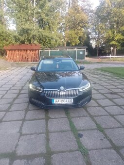 Predám Škoda Superb 3 combi obsah 1,6desel ročník 2020 DSG - 12