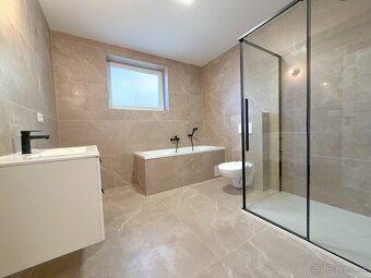 Moderný 4-izbový rodinný dom s garážou na predaj - 12