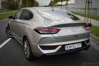 Hyundai i30 Fastback 1.4 T-GDi / SVK / 1.M / - 12