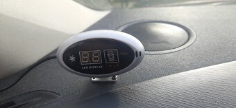 Predám Citroen C4. - 12