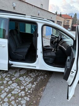 VW Sharan 2.0tdi - 12