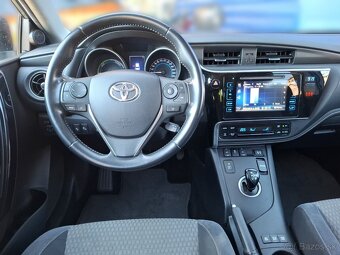 TOYOTA Auris 1.8 VVTi Hybrid Selection - Záruka TOYOTA 1.rok - 12