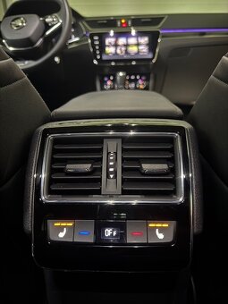 Skoda Superb Combi 1.4 TSI L&K - Hybridné - Automatická - 1 - 12