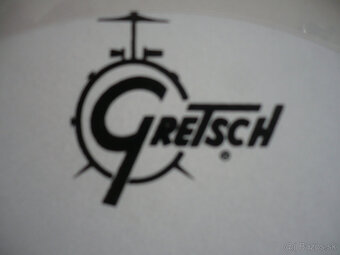 Bicie s činelkou na chodníky - 12