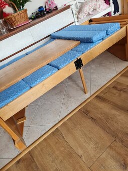 Starožitny nábytok unikát , drevená truhlica a v nej posteľ - 12