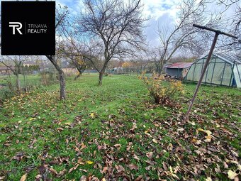 Starší rodinný dom, pozemok o výmere 945 m2, Jaslovské Bohun - 12