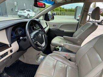 TOYOTA SIENNA XLE 3,5 V6 AWD 2015 NOVÝ MODEL 7 míst LPG - 12