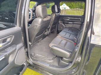 Dodge RAM LARAMIE , 4x4 , full vybava , 2019 rok - 12