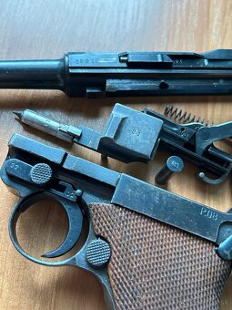 Mauser P08 - 12