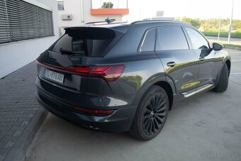 Audi E-tron 55 quattro Advanced - 12