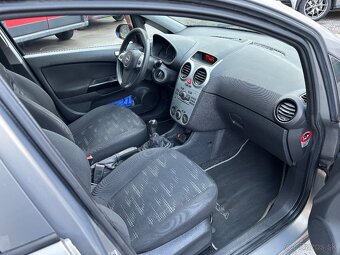 Opel Corsa 1.0i, 48 kW, manual - 12