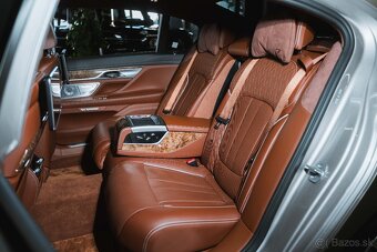 BMW 750Li xDrive INDIVIDUAL - 12