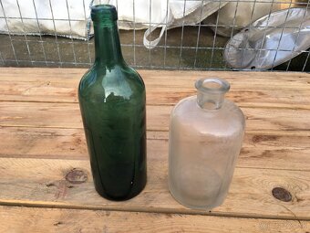 Rôzné staré flaše - 12