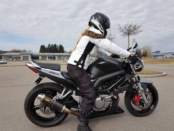 Suzuki SV 650 N - 12