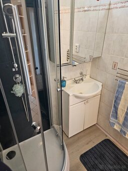 Predám 3-i byt na začiatku Karlovej Vsi v BA - 12