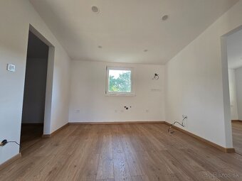 NOVOSTAVBA RODINNéHO DOMU ALEBO CHALUPY - 12