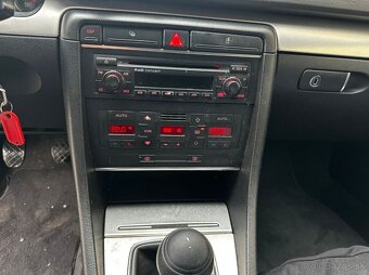 Audi A4 Avant 2.0 TDI - 12