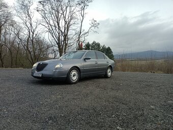 Lancia Thesis 2.4 jtd - 12